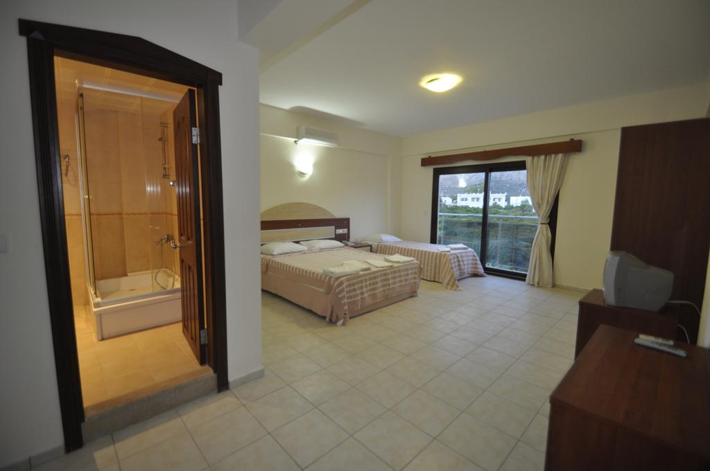 Ado Beach Hotel ทูร์กุทริส ห้อง รูปภาพ